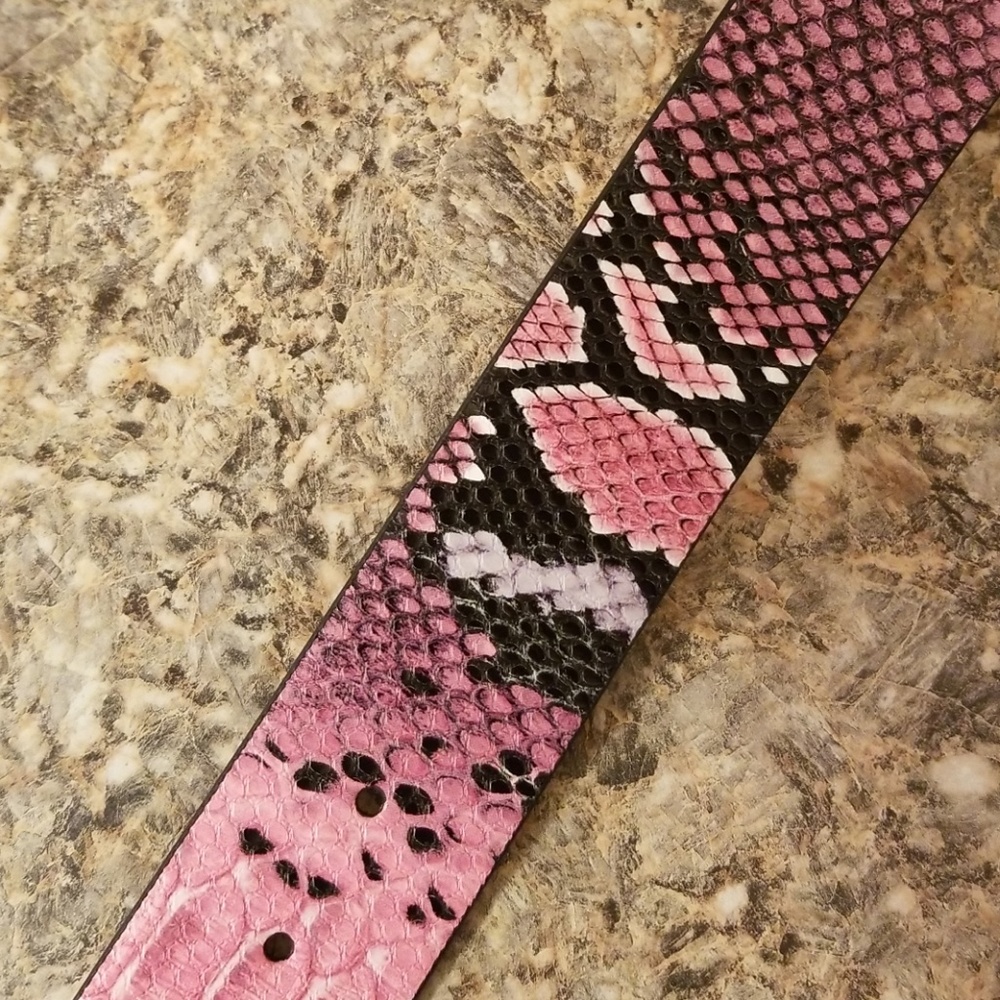 Juicy Couture Pink & Black Snakeskin Belt Medium - Picture 3 of 7